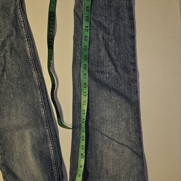 Guess Mom Style high rise jeans with rhinestone embellished butterflies 🦋 NWT - Picture 7 of 13